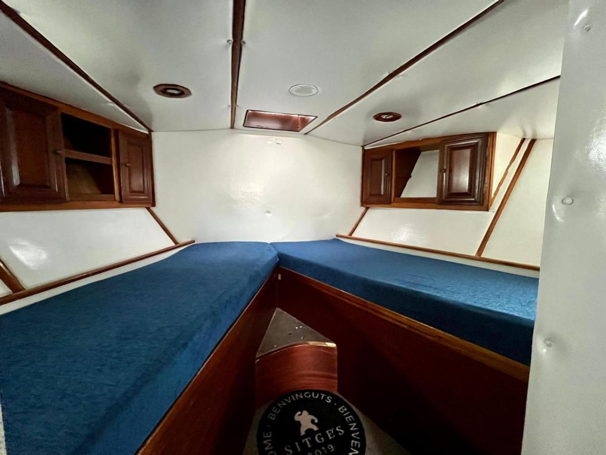 Hotel Salidas En Barco à Premiá de Mar Extérieur photo